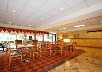 Quality Inn & Suites College Park Dış mekan fotoğraf